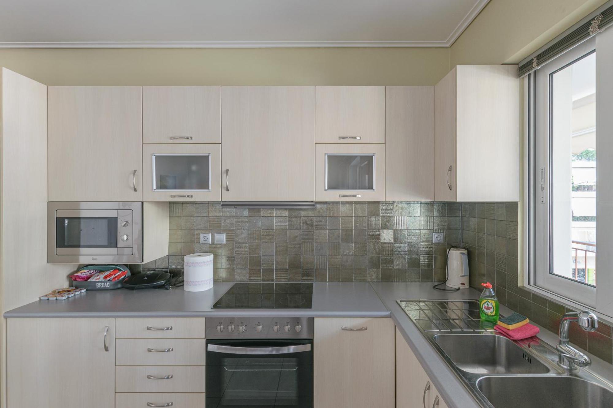 Apartment Kesariani's Luxury 750s.f /70 S.m 2 Bedrms 1,5km To Center 1,3 Metro Evangelismos Athens