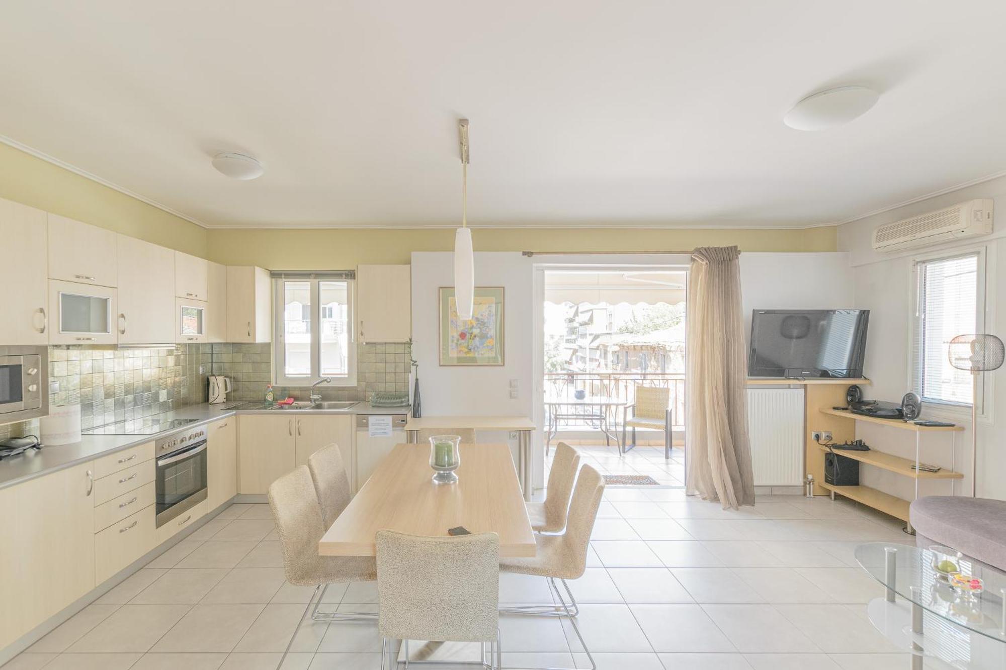 Kesariani's Luxury 750s.f /70 S.m 2 Bedrms 1,5km To Center 1,3 Metro Evangelismos Athens