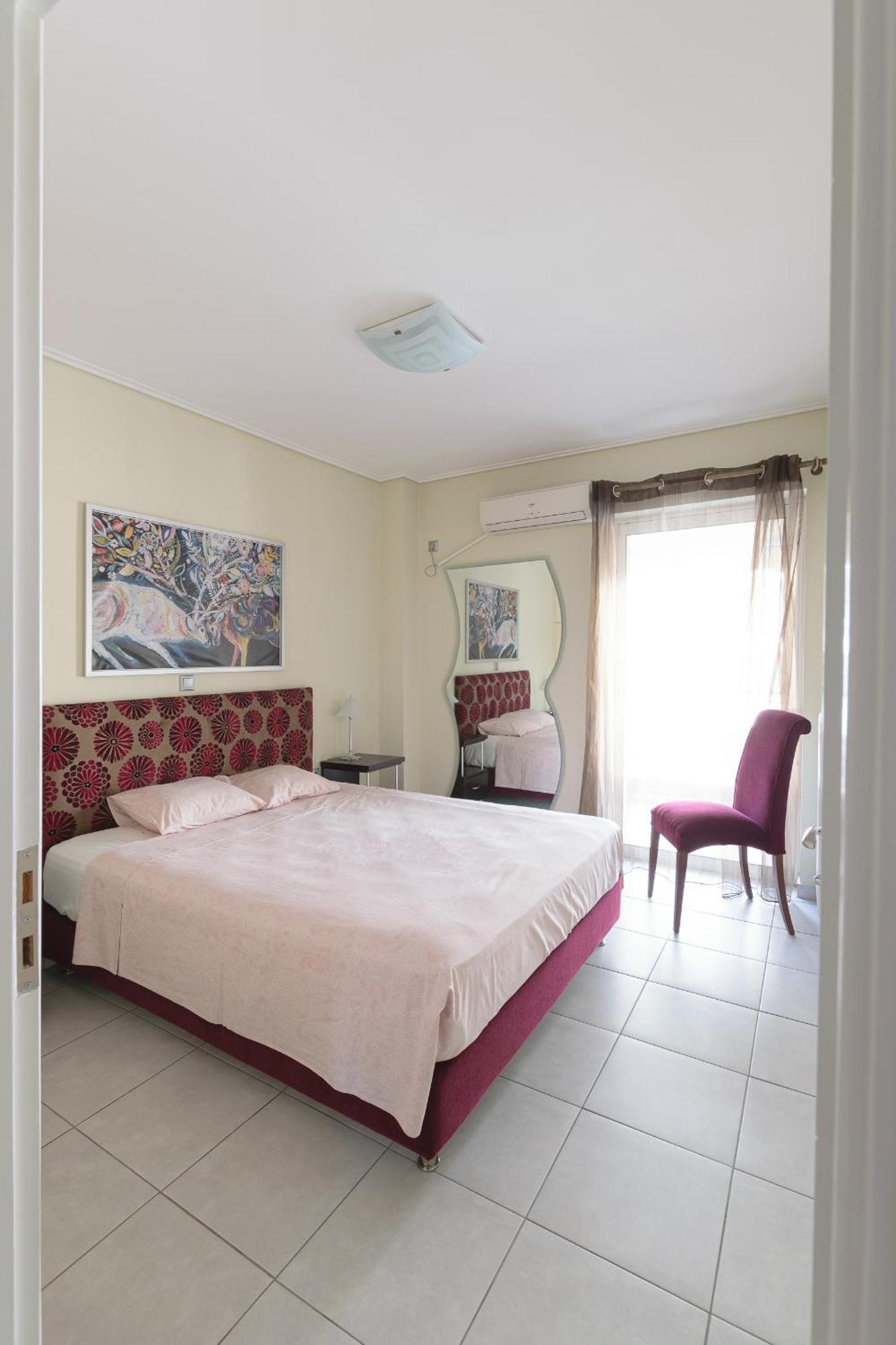 Kesariani's Luxury 750s.f /70 S.m 2 Bedrms 1,5km To Center 1,3 Metro Evangelismos * Athens